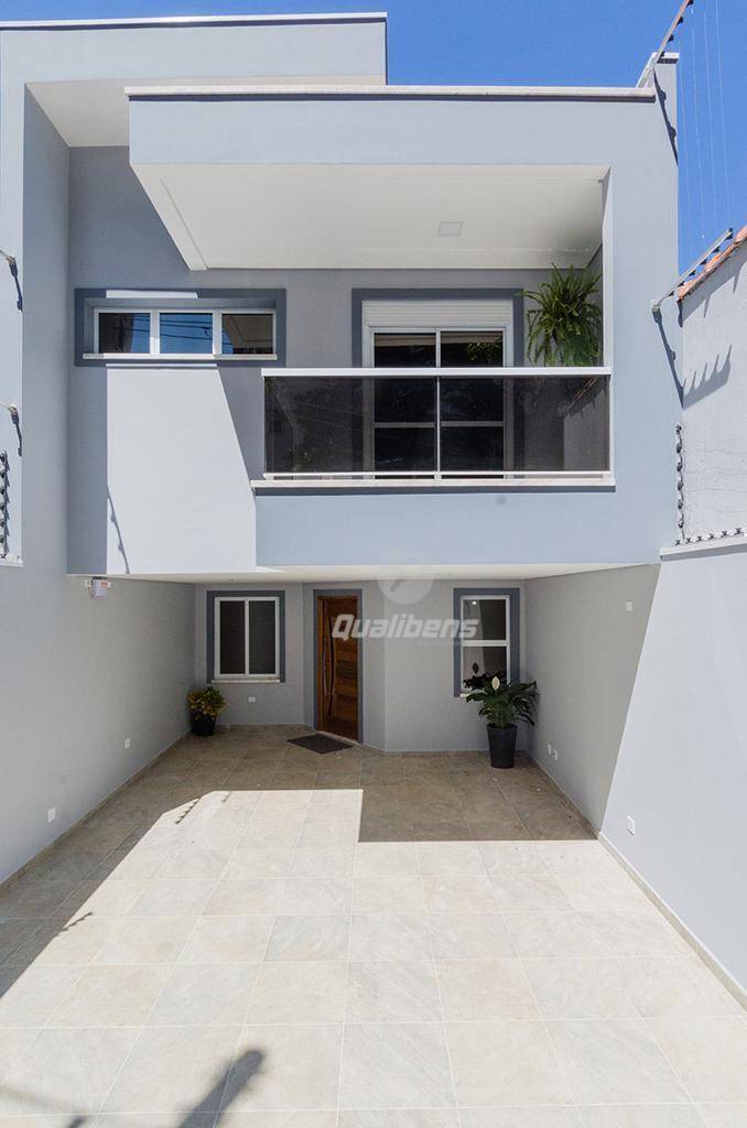 Sobrado à venda com 3 quartos, 235m² - Foto 1