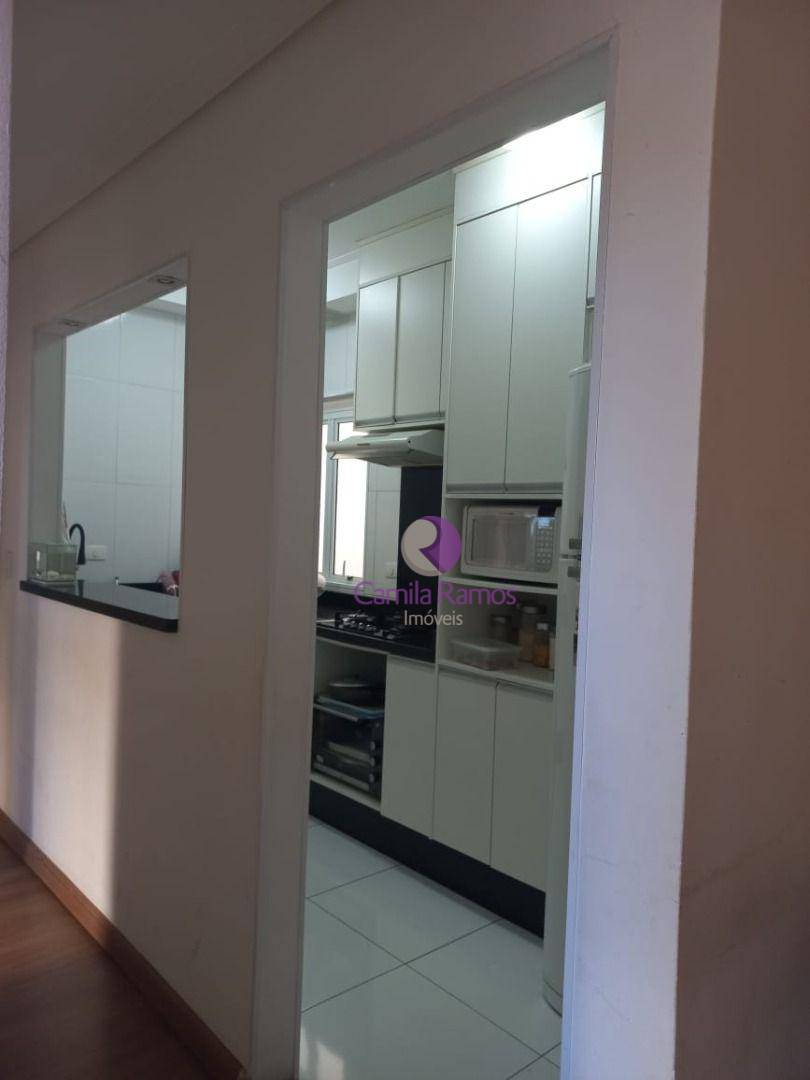 Apartamento à venda com 2 quartos, 67m² - Foto 3