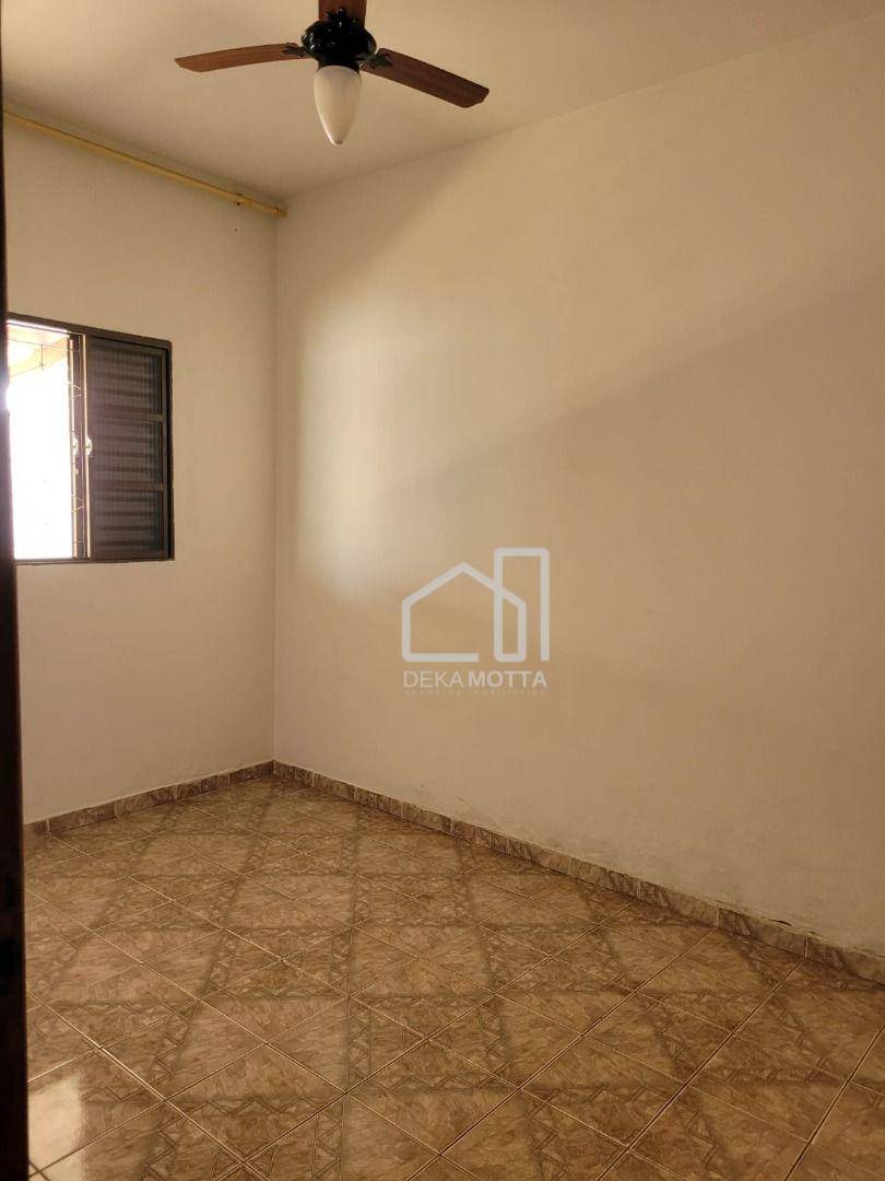 Casa à venda com 4 quartos, 100m² - Foto 13