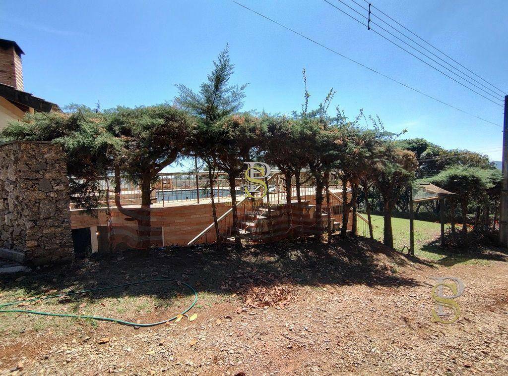 Chácara à venda com 6 quartos, 1600m² - Foto 33