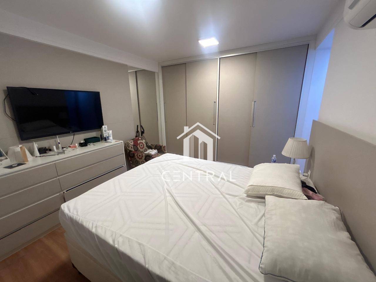 Apartamento à venda com 3 quartos, 140m² - Foto 33