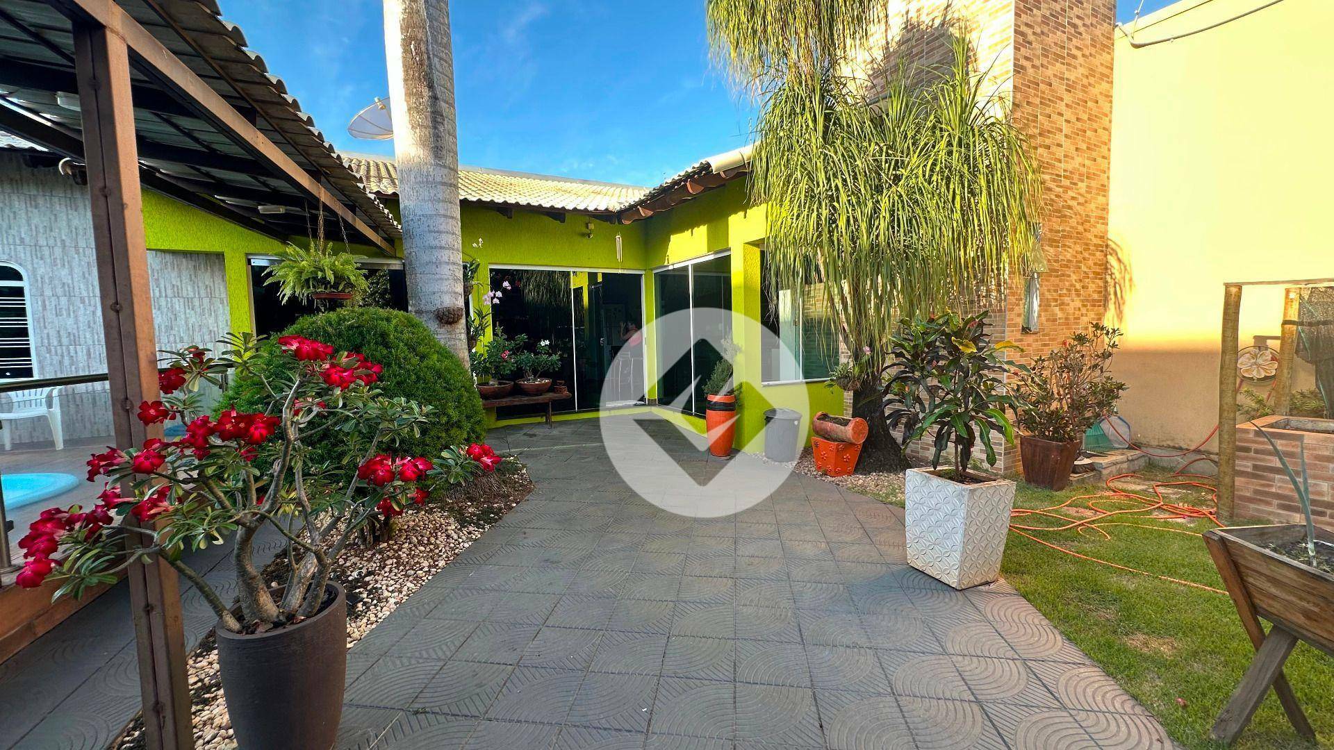 Casa à venda com 4 quartos, 335m² - Foto 10