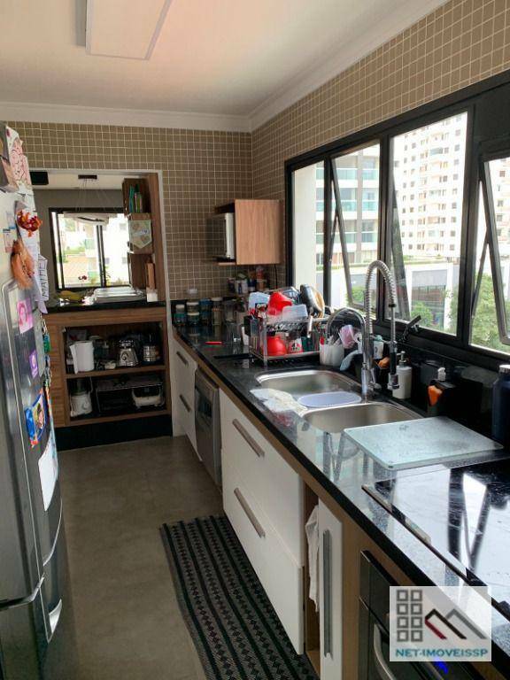 Apartamento à venda com 3 quartos, 150m² - Foto 6