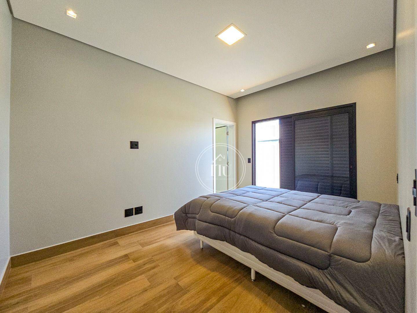 Casa, 3 quartos, 230 m² - Foto 3