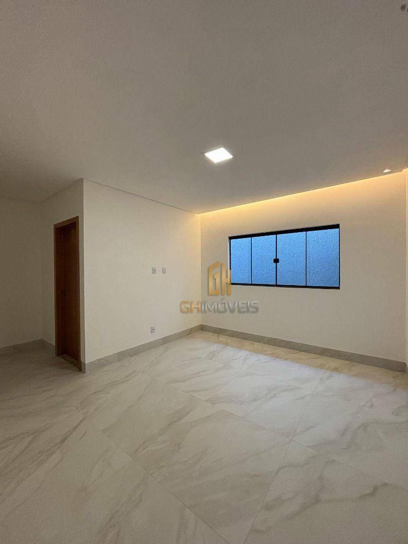 Casa à venda com 3 quartos, 147m² - Foto 11