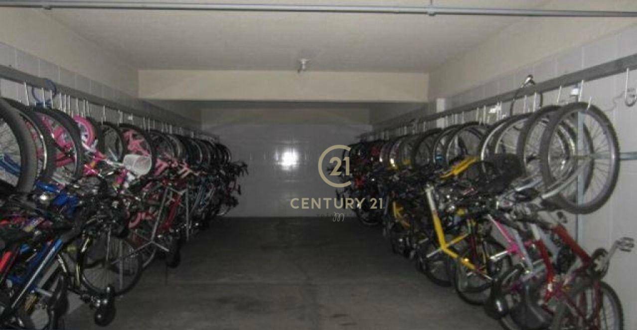 Apartamento à venda com 3 quartos, 83m² - Foto 28