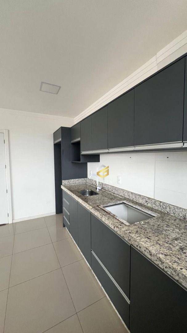 Apartamento à venda com 2 quartos, 70m² - Foto 5