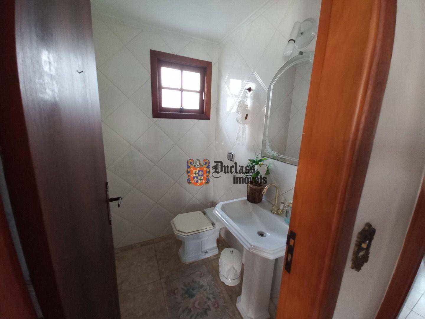 Sobrado à venda com 4 quartos, 350m² - Foto 49