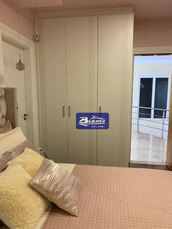 Sobrado à venda com 3 quartos, 330m² - Foto 17