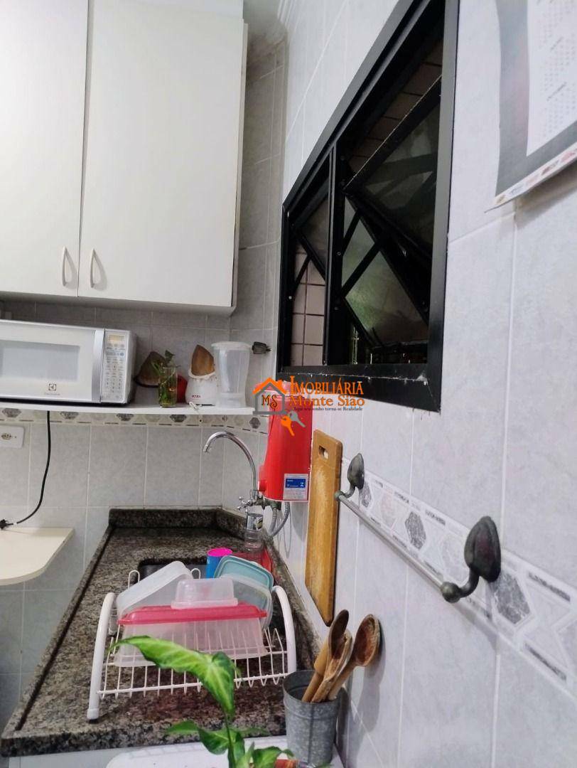 Apartamento para alugar com 2 quartos, 72m² - Foto 13