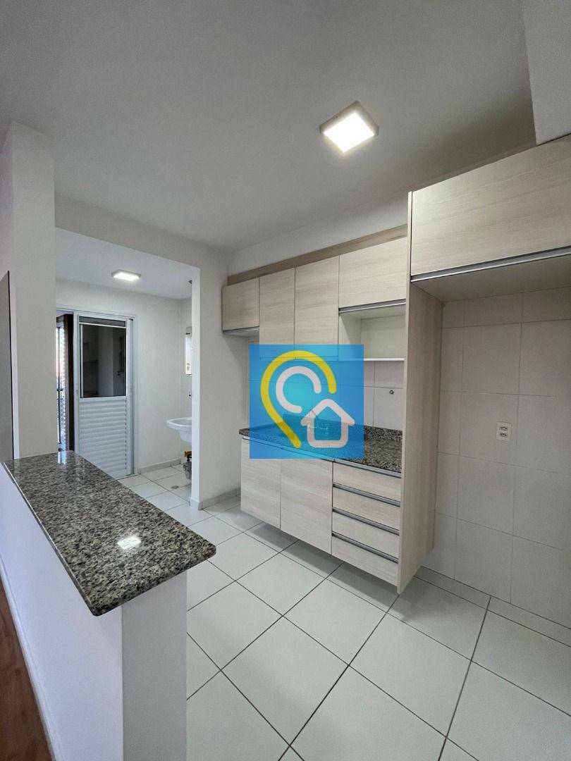 Apartamento para alugar com 3 quartos, 140m² - Foto 8