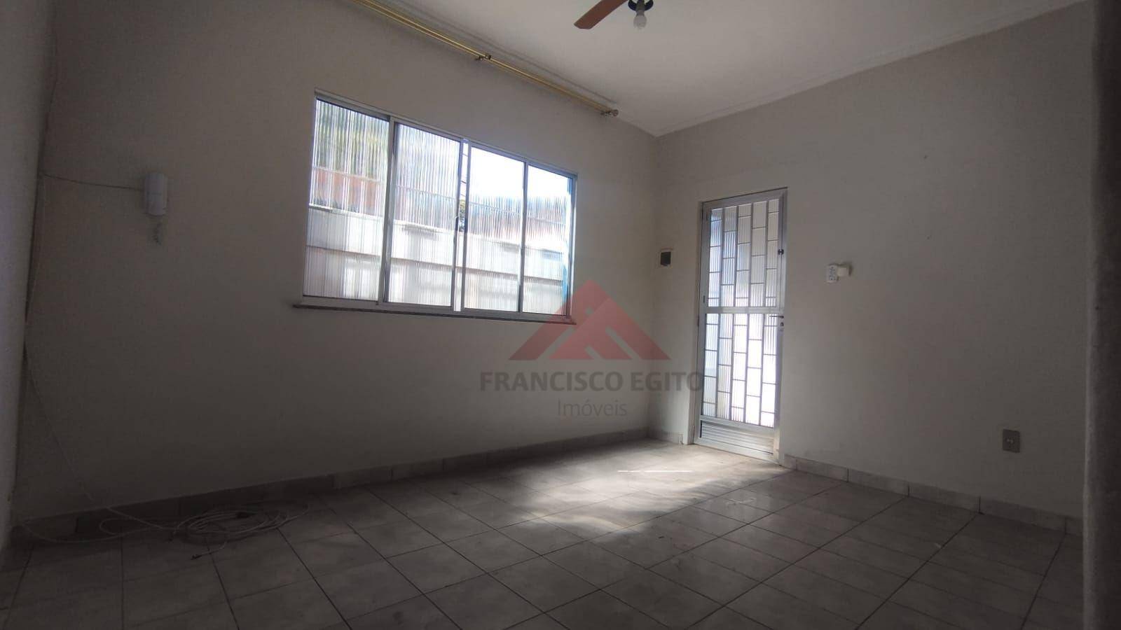 Casa para alugar com 1 quarto, 50m² - Foto 3