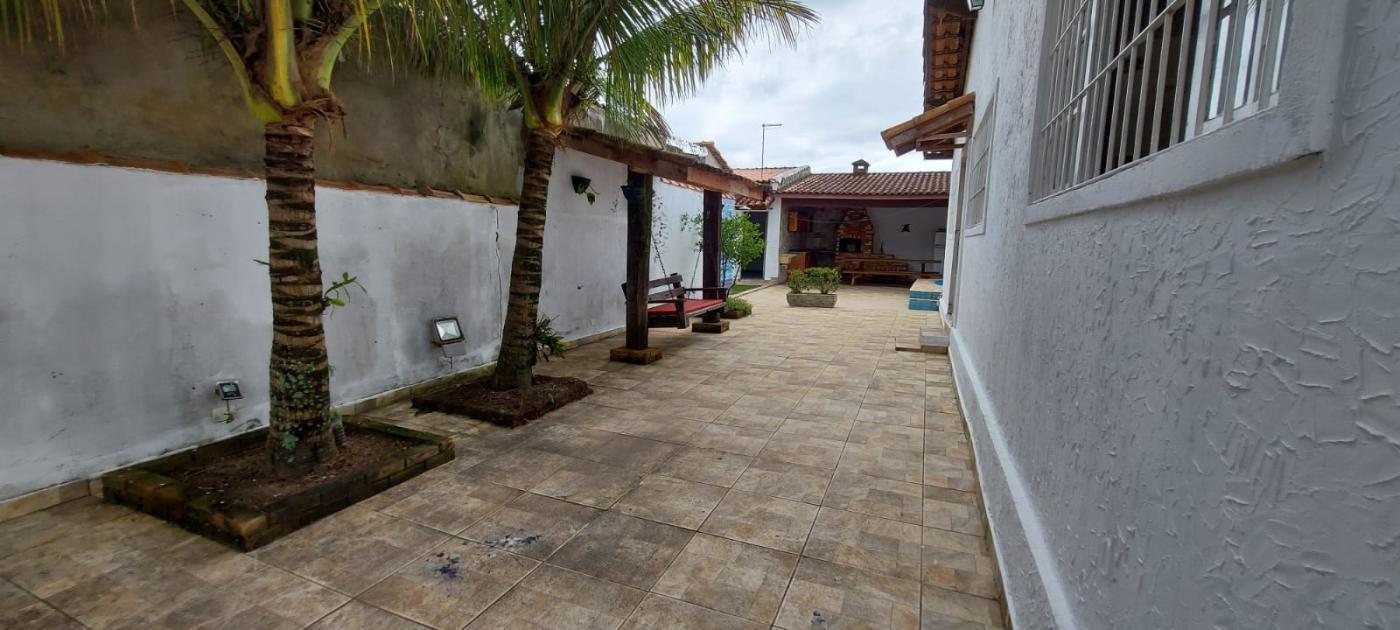 Casa à venda com 6 quartos, 380m² - Foto 5