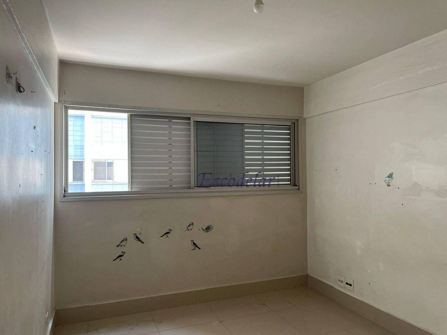 Apartamento à venda com 3 quartos, 122m² - Foto 9