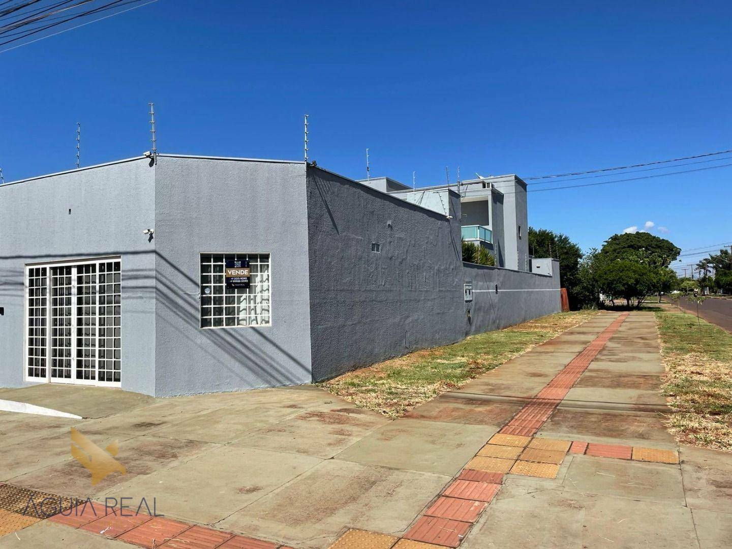 Sobrado à venda com 3 quartos, 220m² - Foto 2