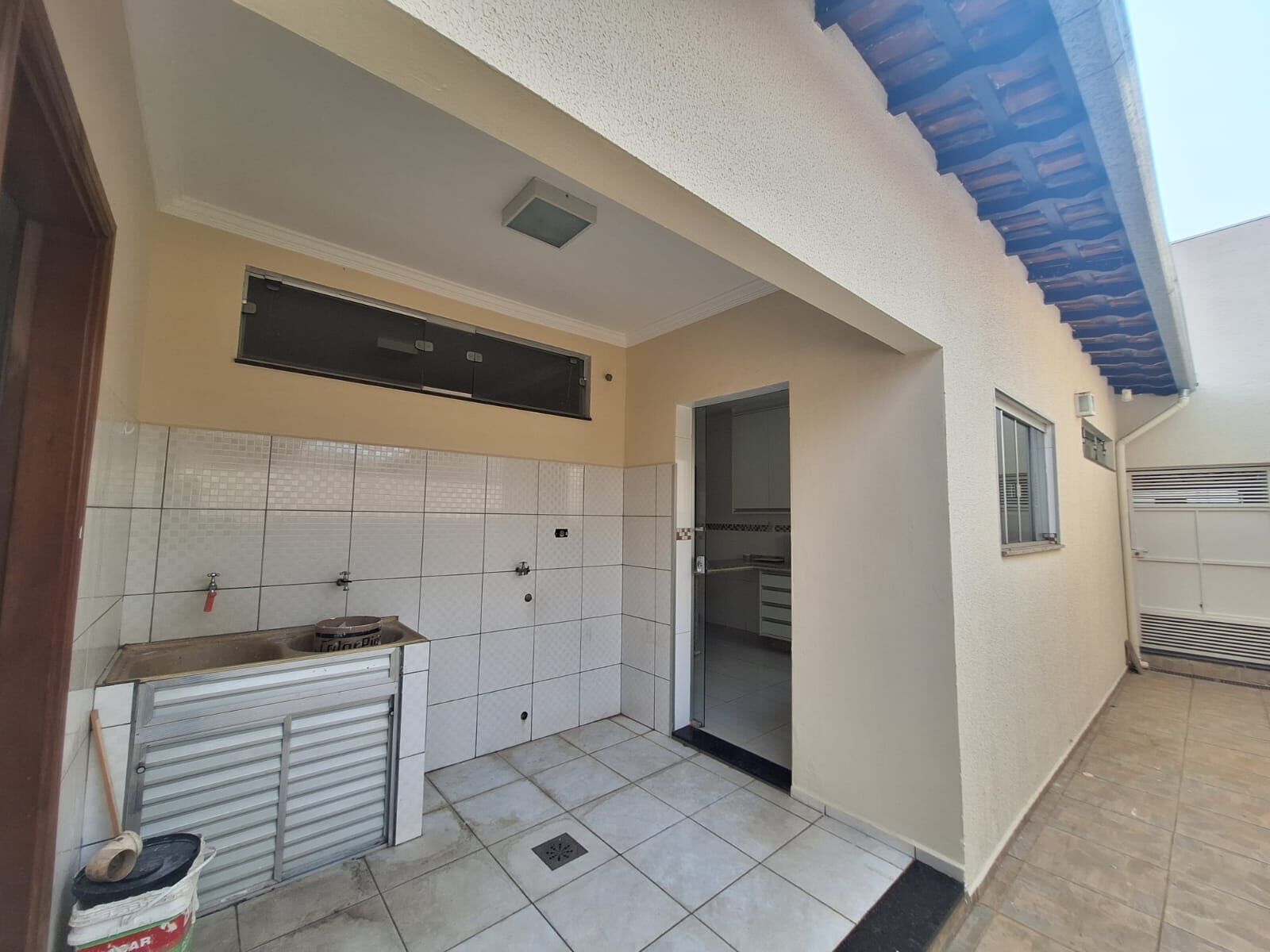 Casa à venda com 3 quartos, 220m² - Foto 23