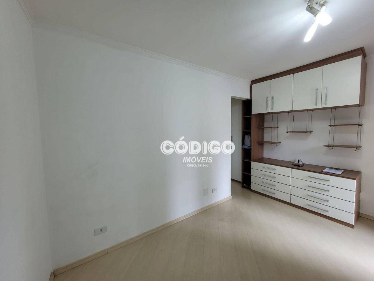 Apartamento à venda com 3 quartos, 97m² - Foto 23