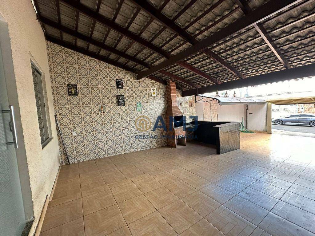 Casa à venda com 2 quartos, 96m² - Foto 12