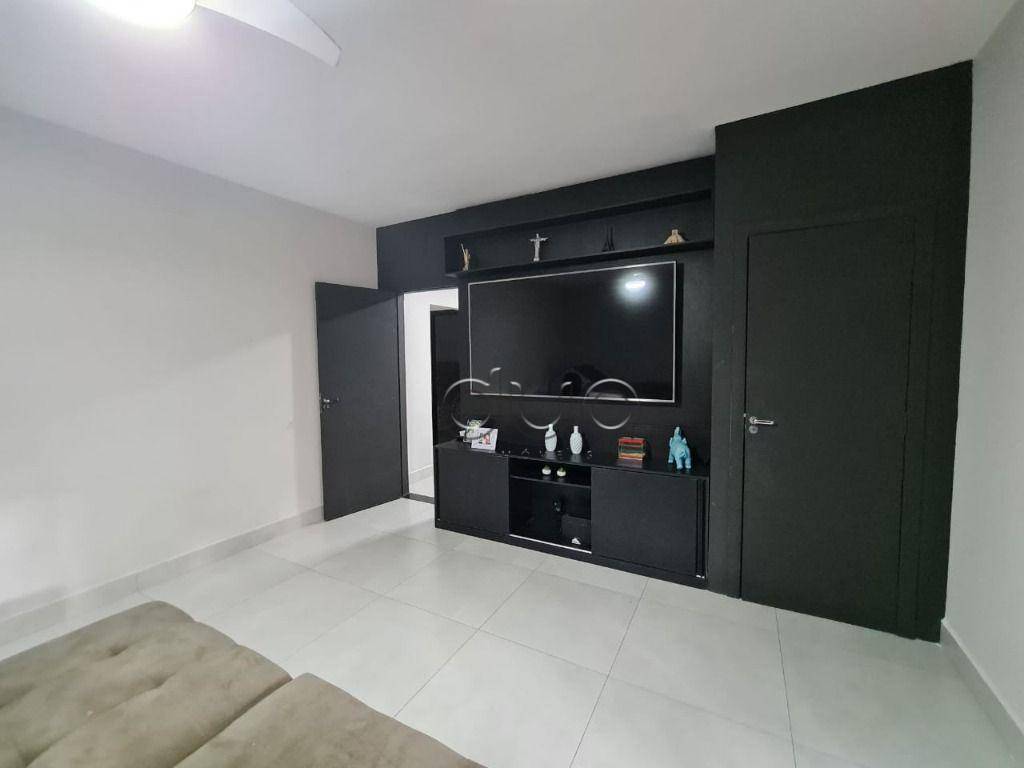 Casa à venda com 3 quartos, 130m² - Foto 11