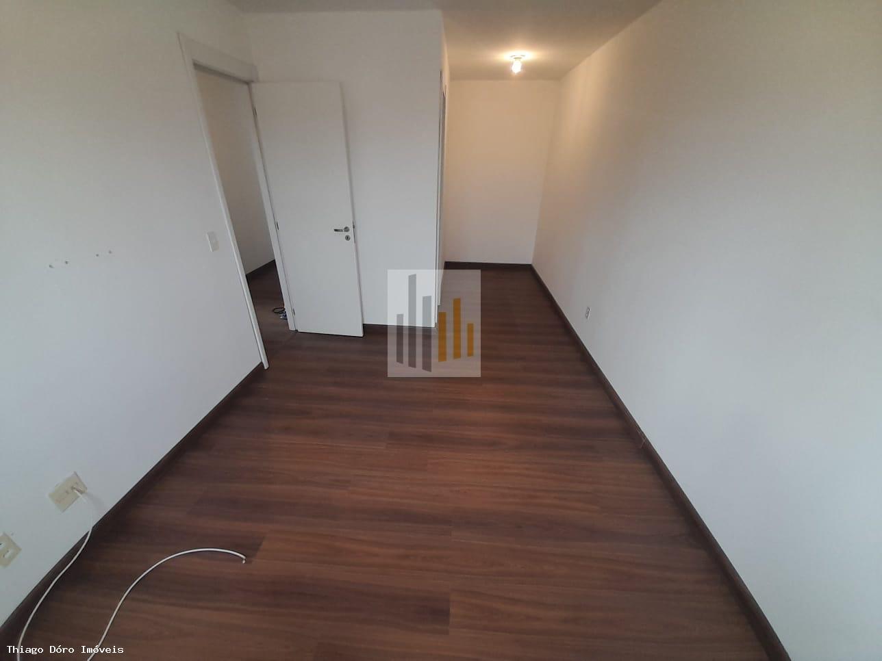 Apartamento à venda com 3 quartos, 80m² - Foto 25