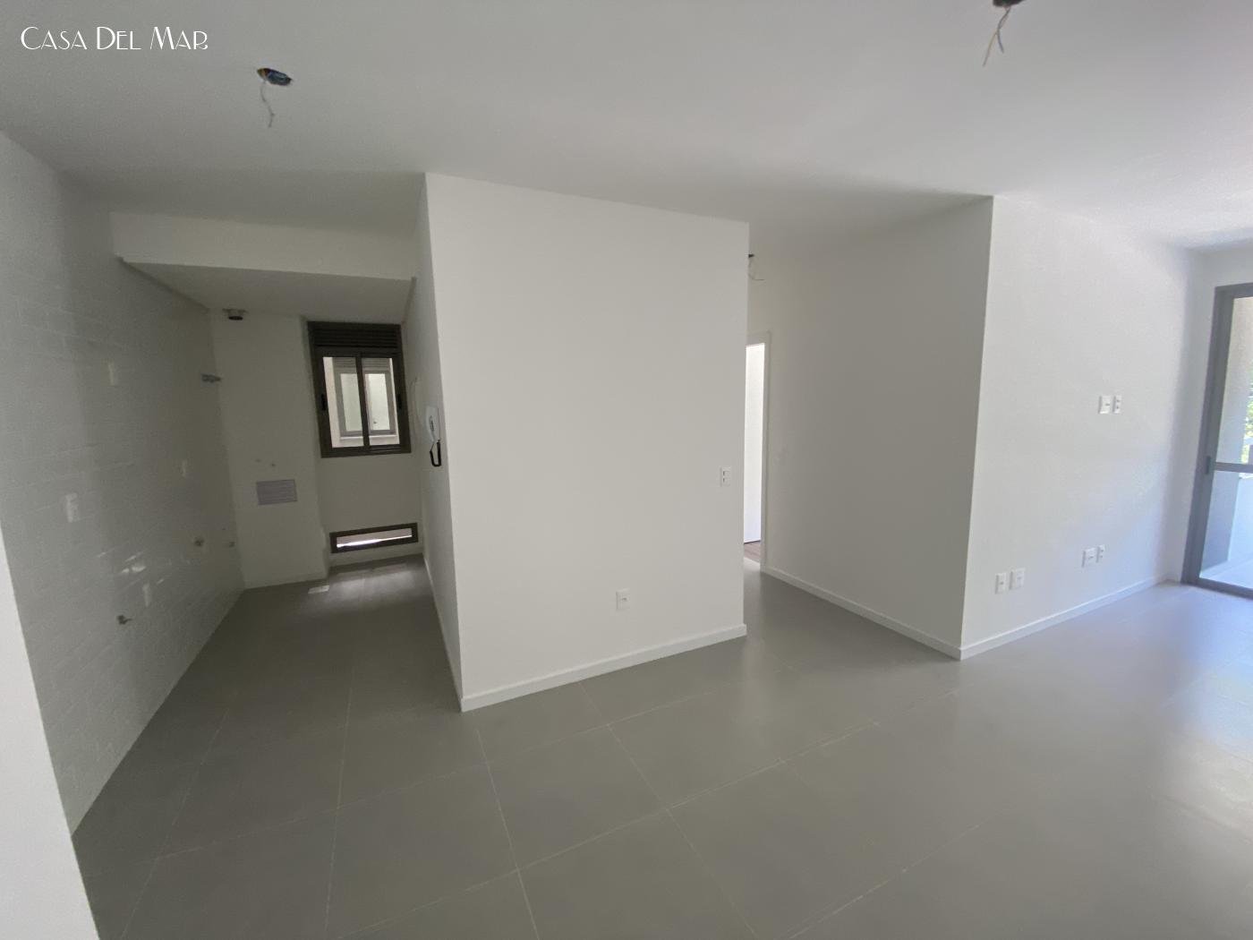 Apartamento à venda com 2 quartos, 70m² - Foto 12