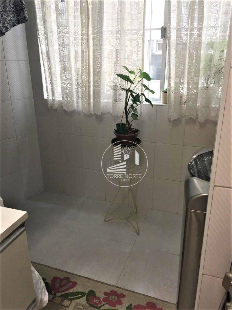 Apartamento à venda com 3 quartos, 96m² - Foto 4