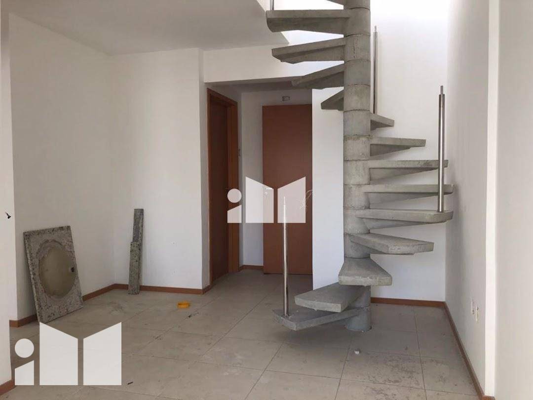 Cobertura à venda com 2 quartos, 117m² - Foto 3