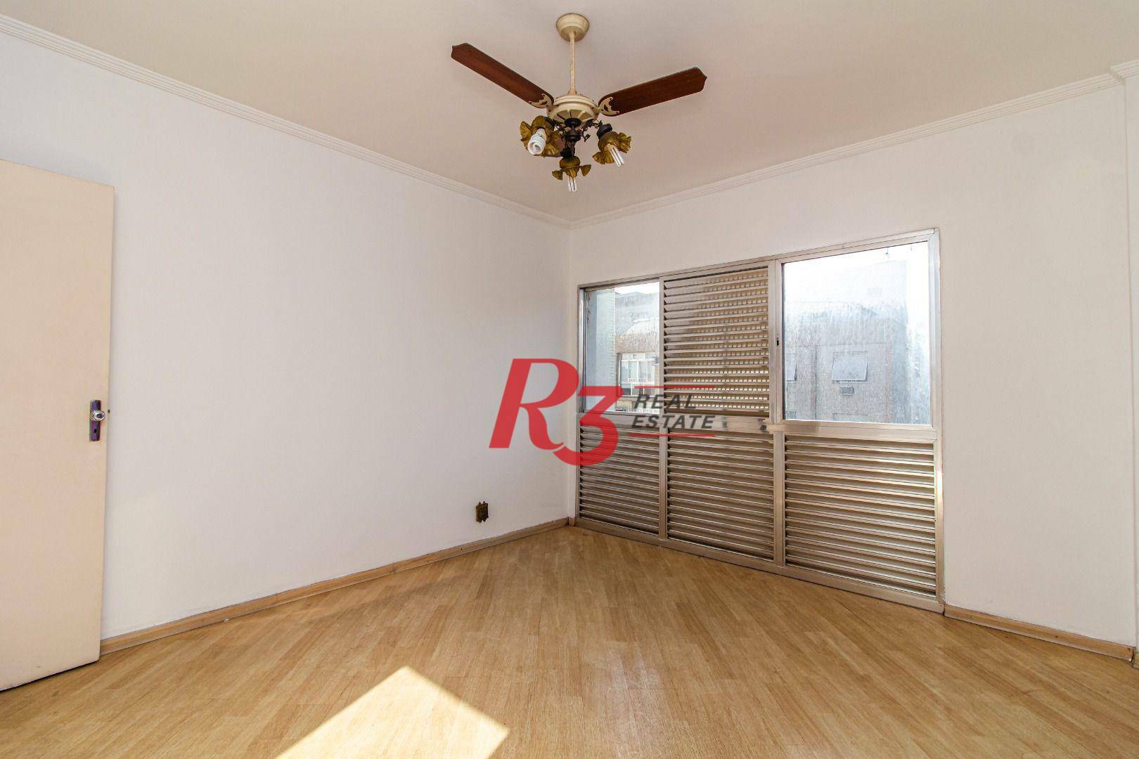 Apartamento à venda com 3 quartos, 149m² - Foto 4