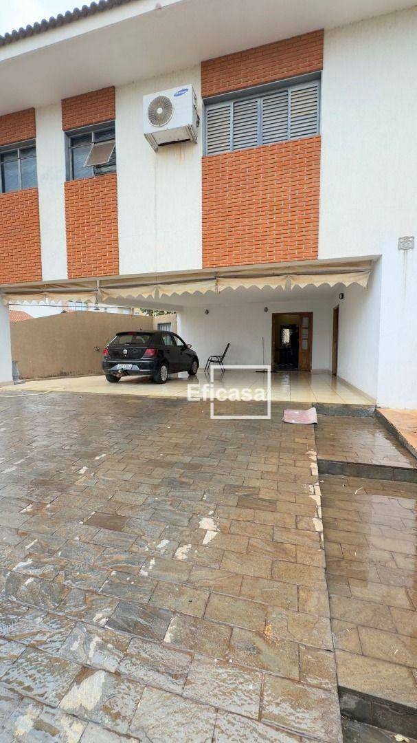 Casa à venda com 5 quartos, 400m² - Foto 3