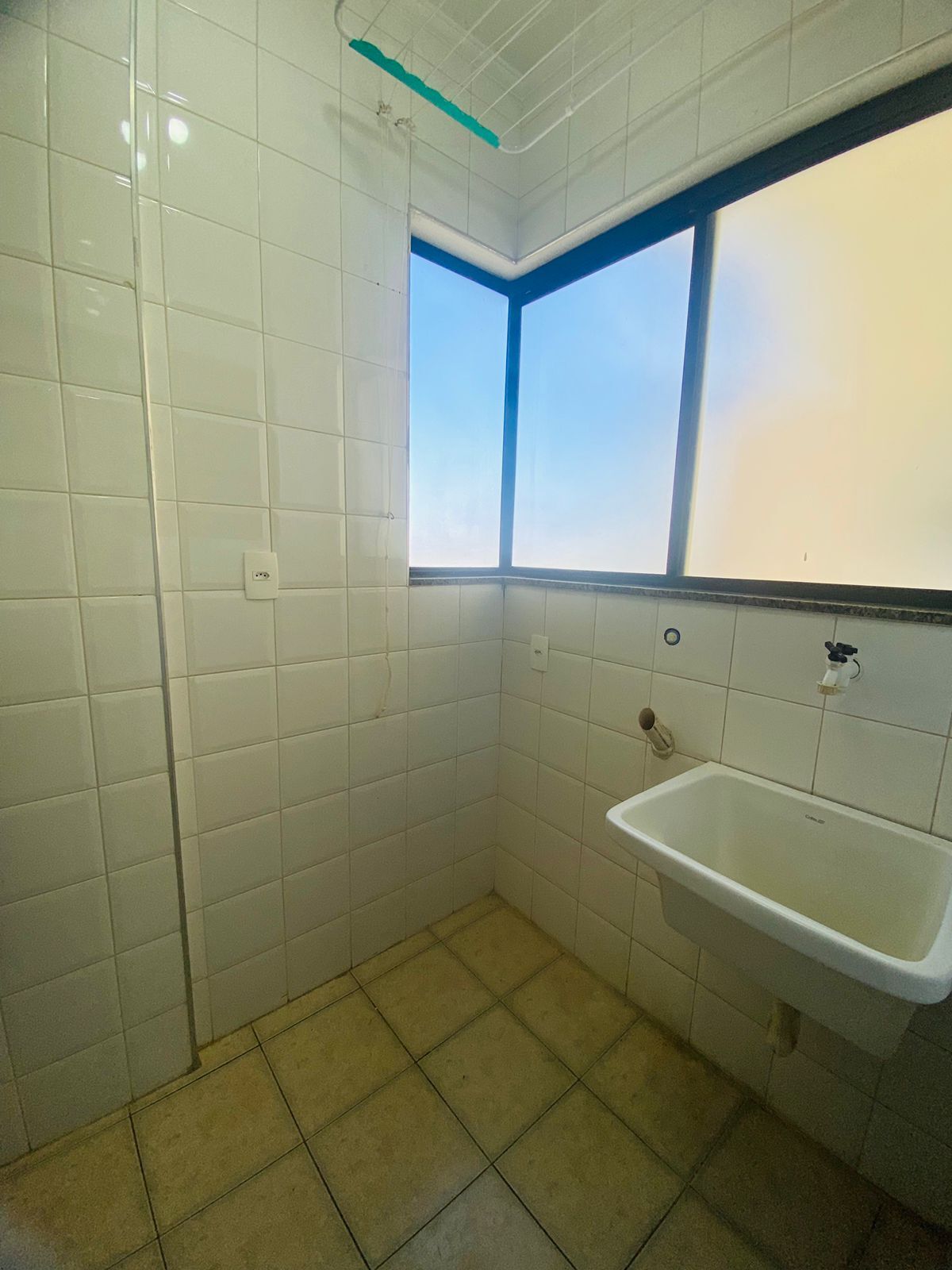 Apartamento para alugar com 2 quartos, 67m² - Foto 3