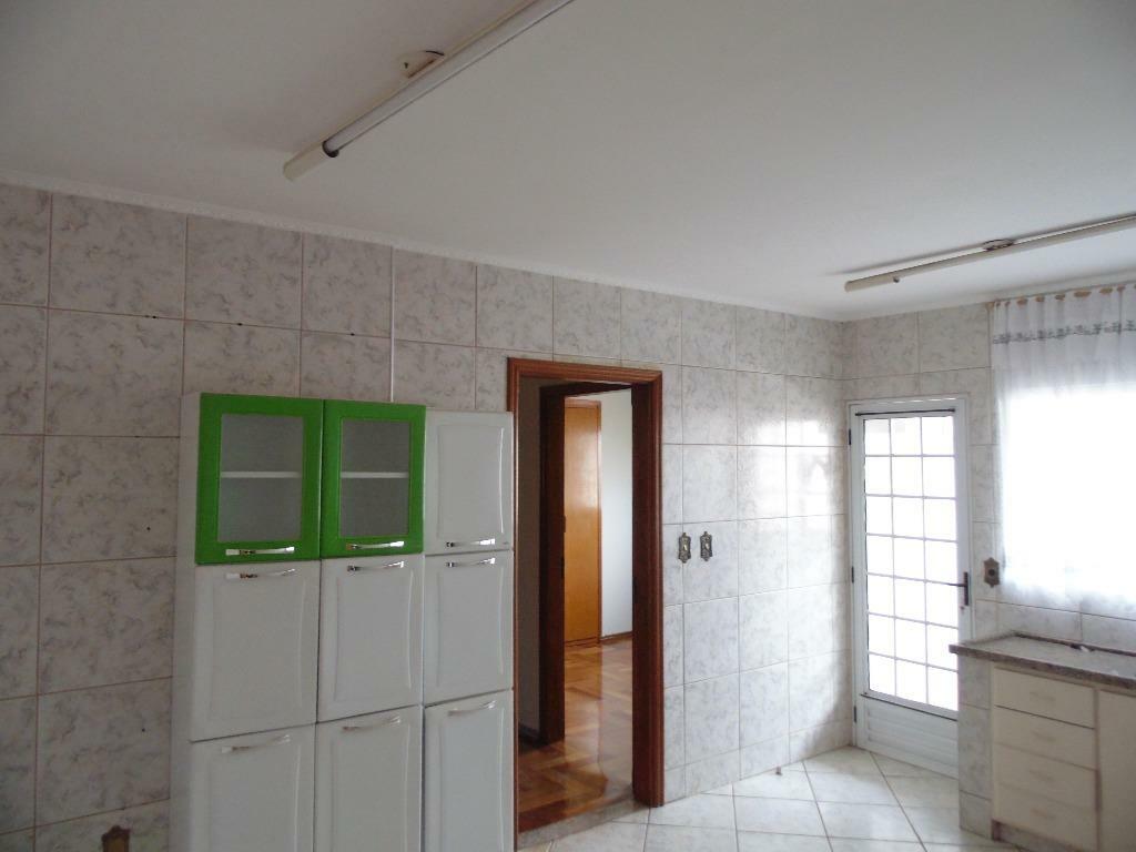 Apartamento à venda com 3 quartos, 96m² - Foto 2