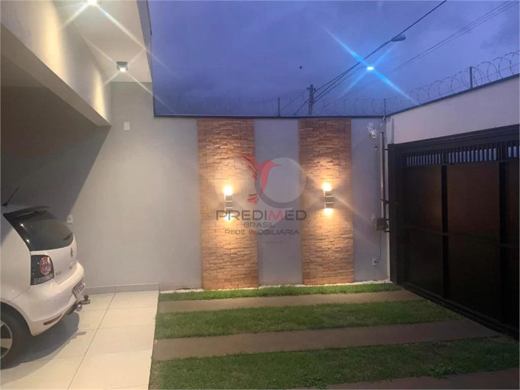 Casa à venda com 2 quartos, 156m² - Foto 4