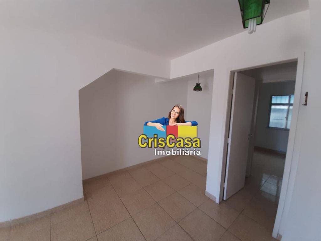 Apartamento à venda com 2 quartos, 70m² - Foto 4