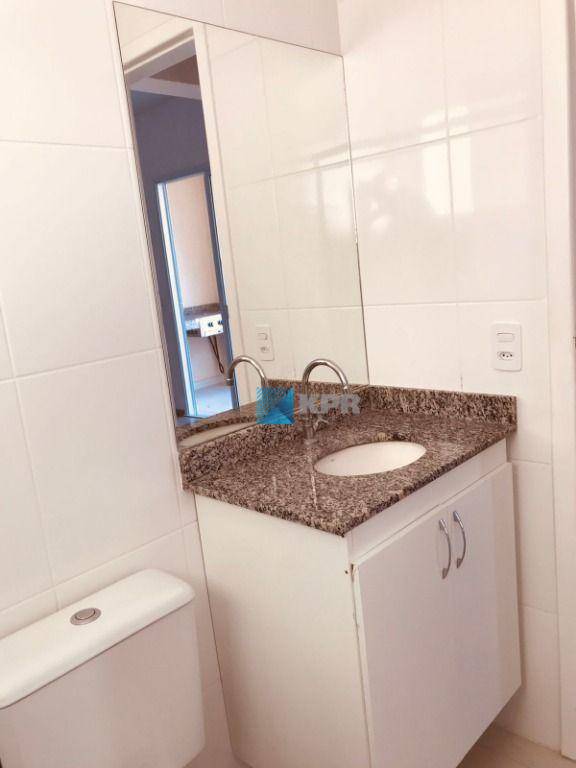 Apartamento para alugar com 2 quartos, 62m² - Foto 4