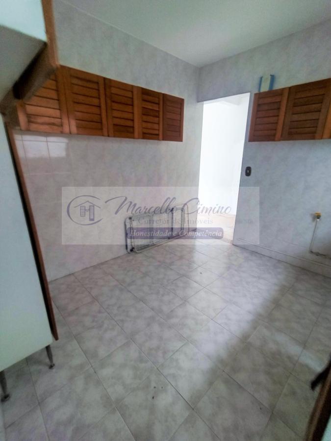 Apartamento para alugar com 2 quartos, 75m² - Foto 8