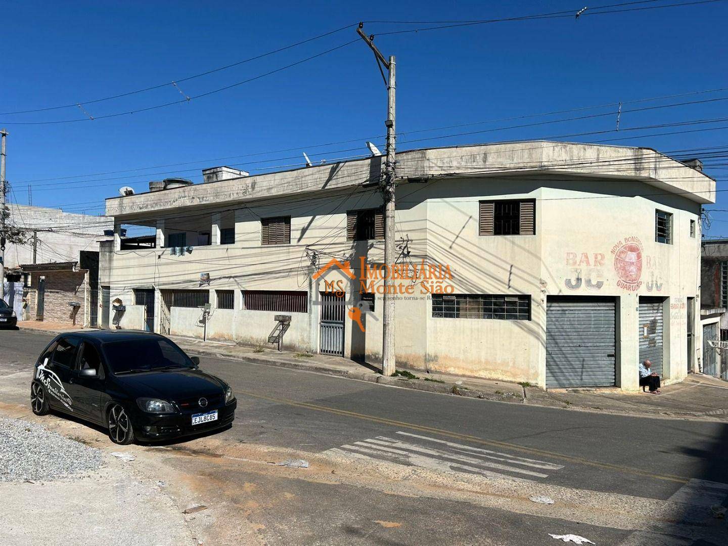 Casa à venda com 8 quartos, 600m² - Foto 16