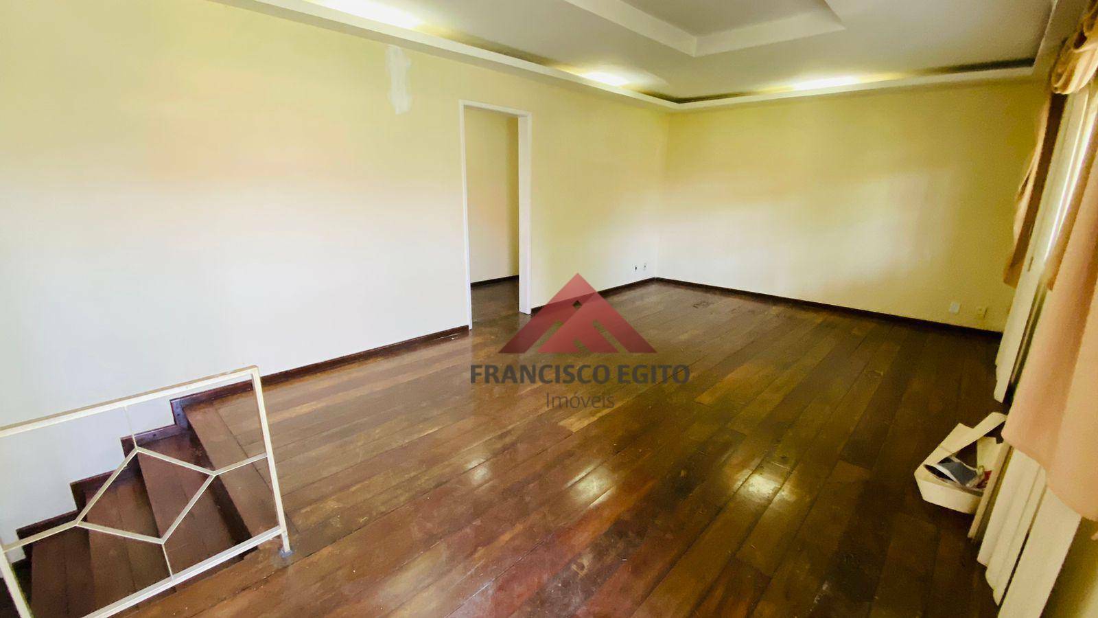 Casa de Condomínio à venda com 3 quartos, 350m² - Foto 3