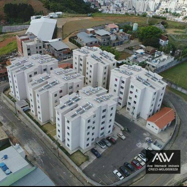 Apartamento à venda com 2 quartos, 60m² - Foto 1