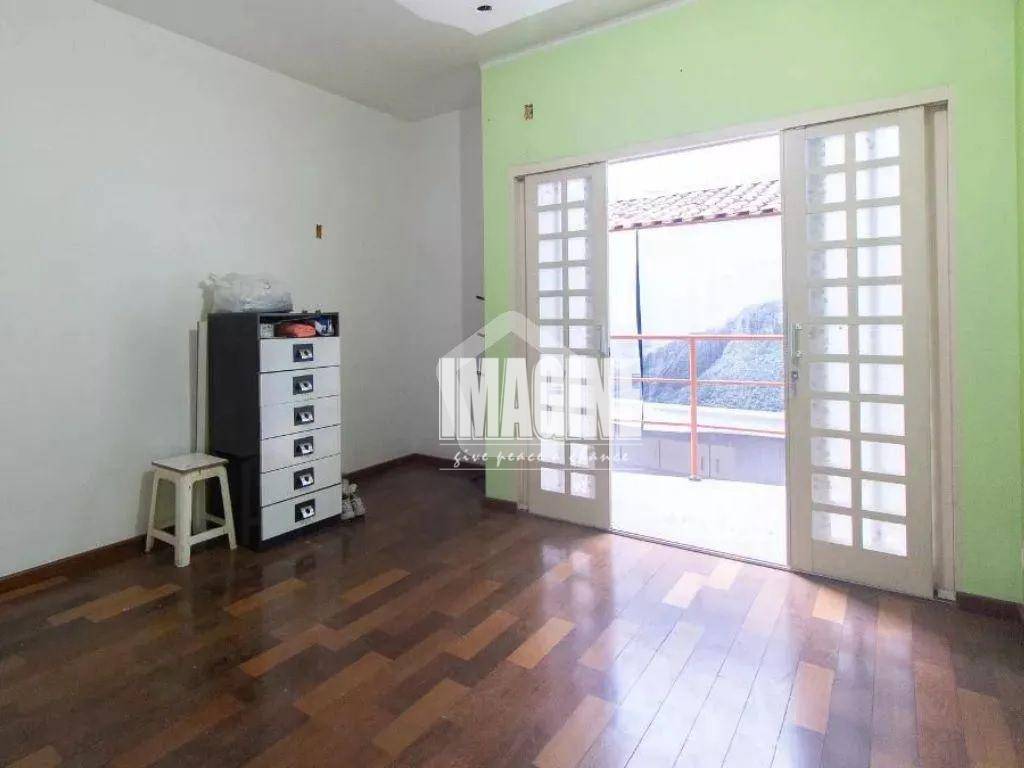 Sobrado à venda com 3 quartos, 250m² - Foto 6