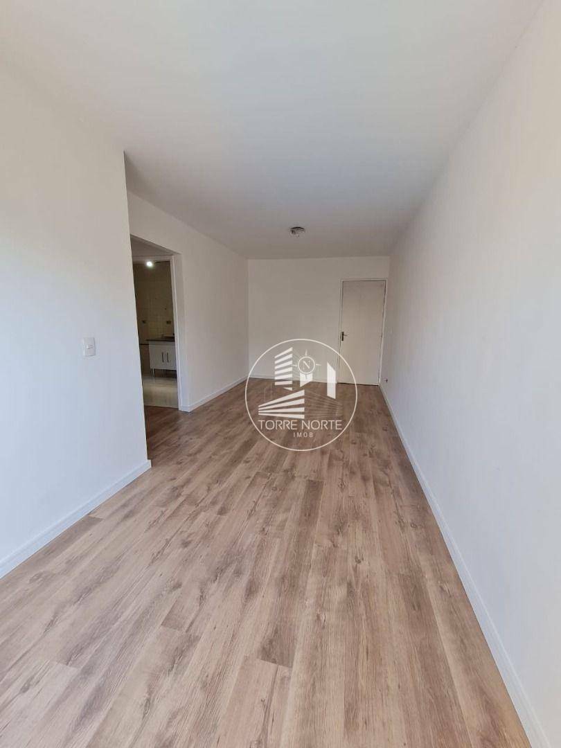 Apartamento à venda com 2 quartos, 58m² - Foto 11