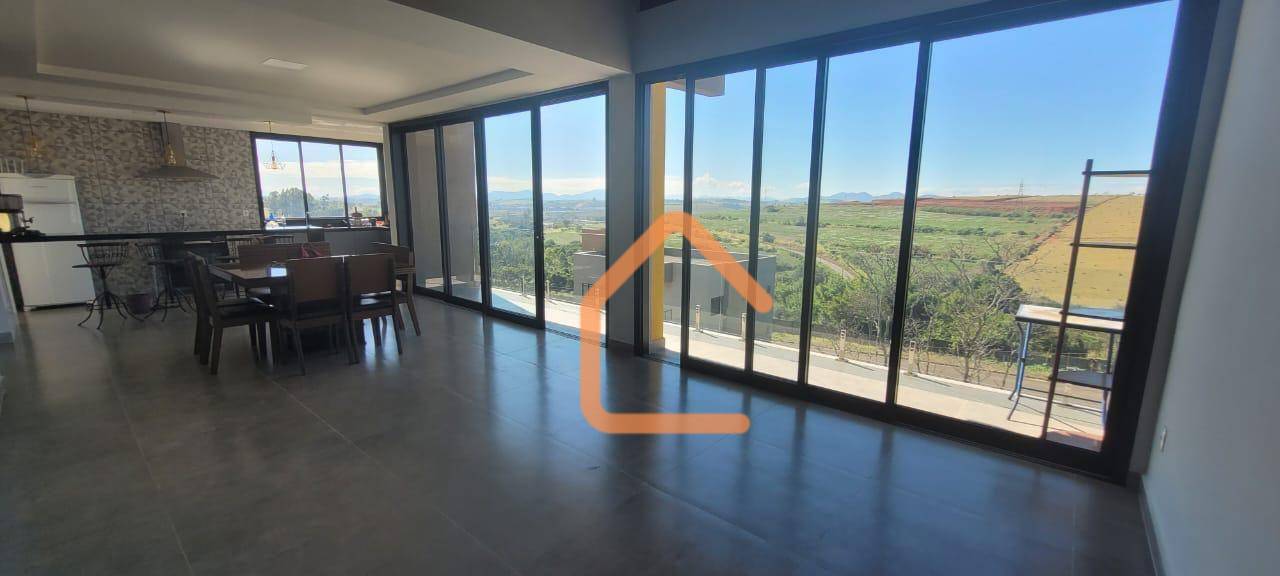 Casa à venda com 3 quartos, 296m² - Foto 3