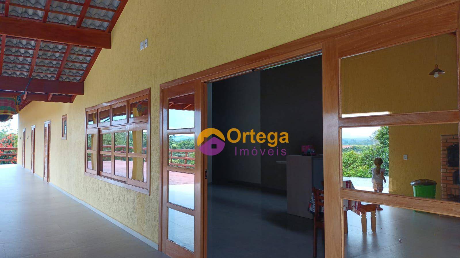 Chácara à venda com 3 quartos, 320m² - Foto 4