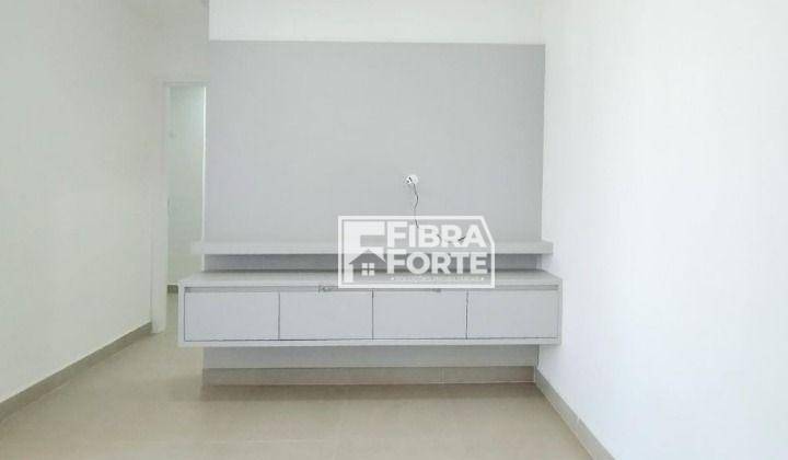 Apartamento para alugar com 2 quartos, 80m² - Foto 4