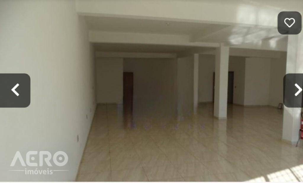 Casa à venda com 2 quartos, 258m² - Foto 3