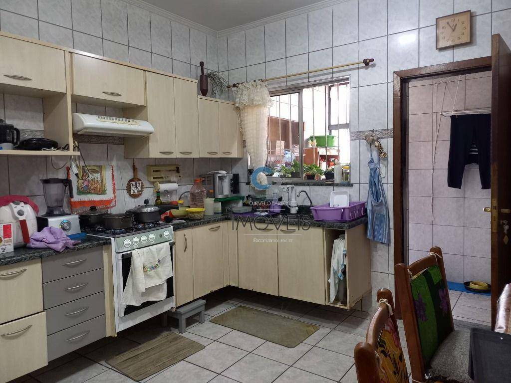 Sobrado à venda com 2 quartos, 170m² - Foto 22