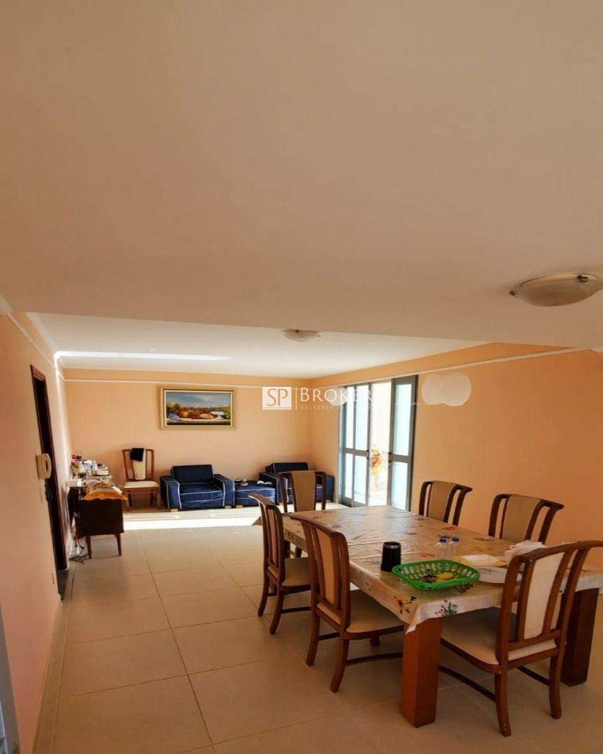 Casa à venda com 3 quartos, 308m² - Foto 2