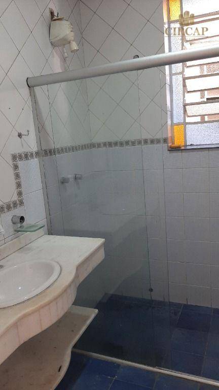 Sobrado à venda e aluguel com 3 quartos, 280m² - Foto 12