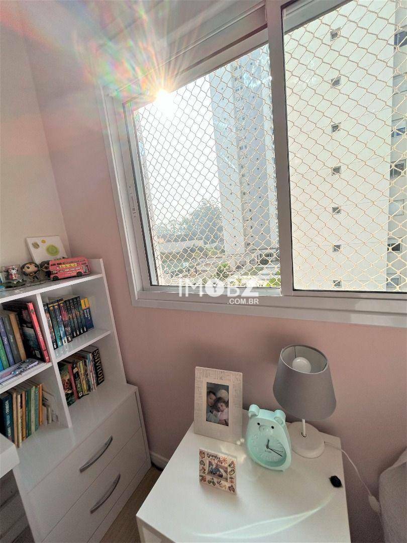 Apartamento à venda com 3 quartos, 130m² - Foto 35