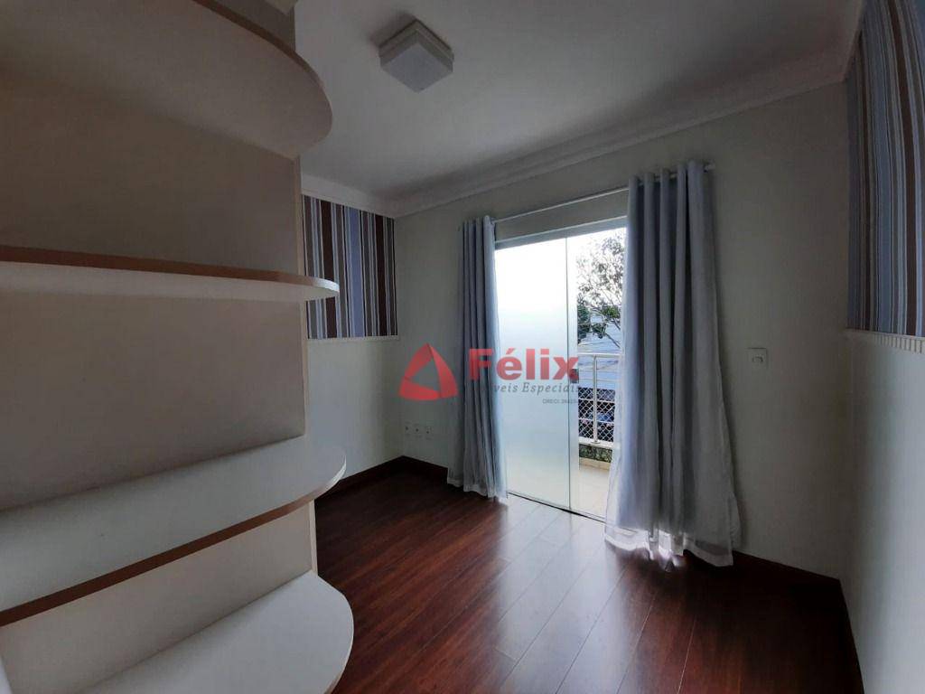 Sobrado à venda com 4 quartos, 180m² - Foto 15