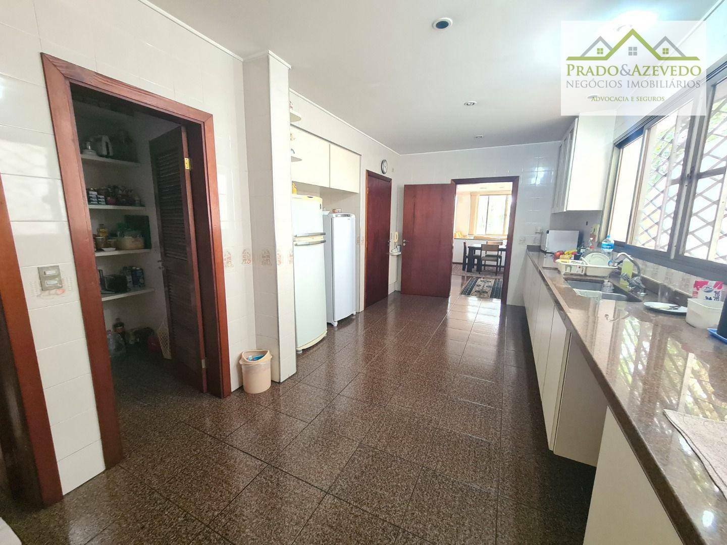 Casa à venda com 4 quartos, 400m² - Foto 6